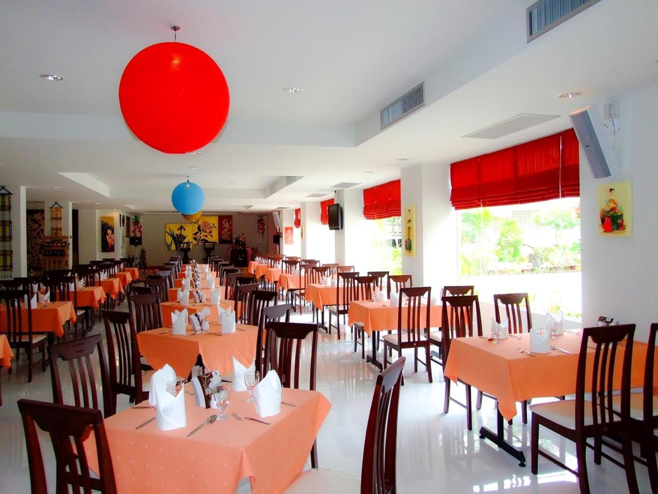 Win Place Hotel Chiang Mai Exterior photo
