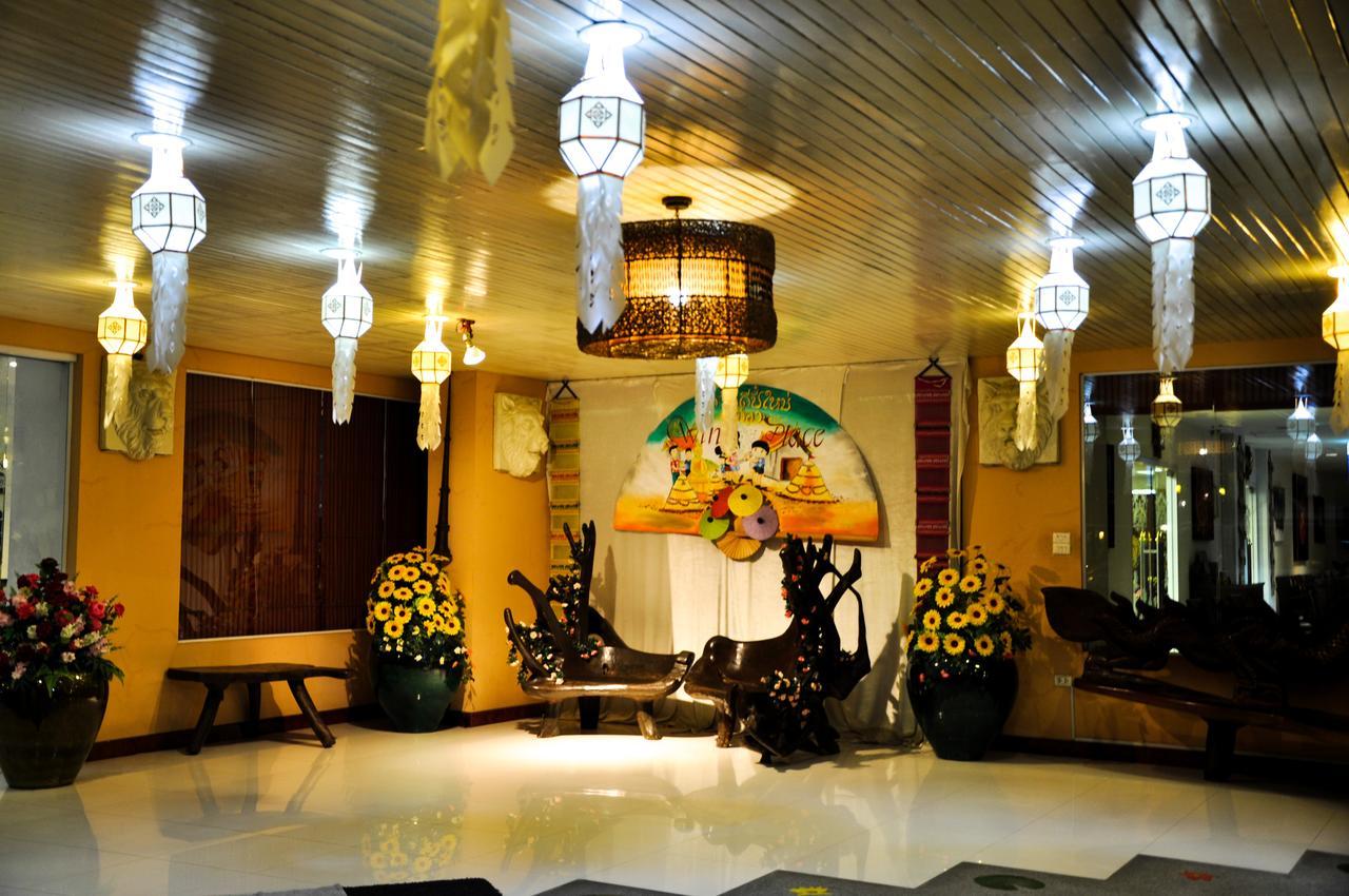 Win Place Hotel Chiang Mai Exterior photo